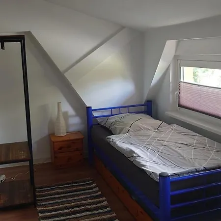 Haltestelle - Private Zimmervermietung Mueritz *