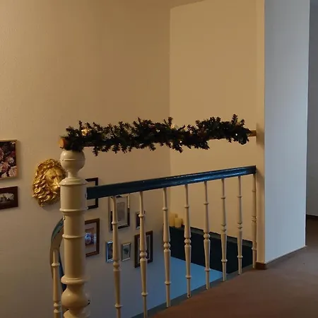 Haltestelle - Private Zimmervermietung Mueritz Pensionat *