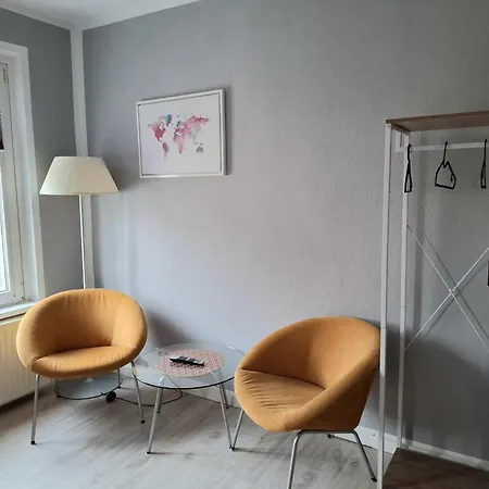 Haltestelle - Private Zimmervermietung Mueritz Pensionat Röbel