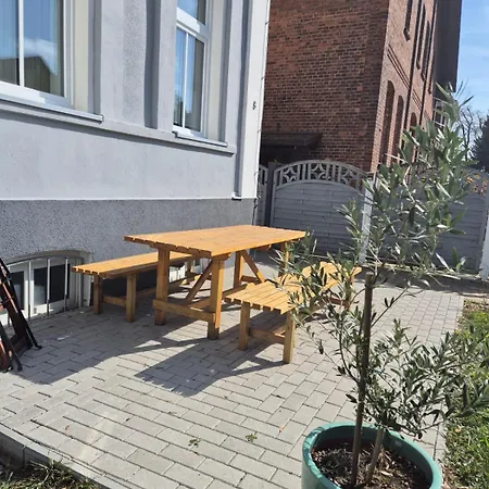 Haltestelle - Private Zimmervermietung Mueritz Pensionat *